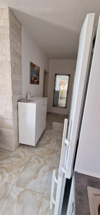 Apartments Stipe Rogoznica  Exterior photo
